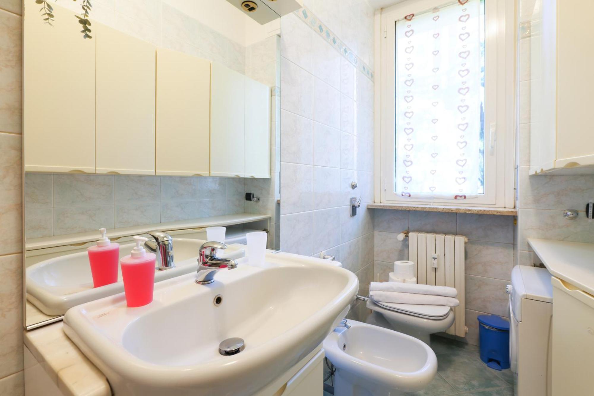 Primopiano - Venezuela Apartment Milan Bagian luar foto