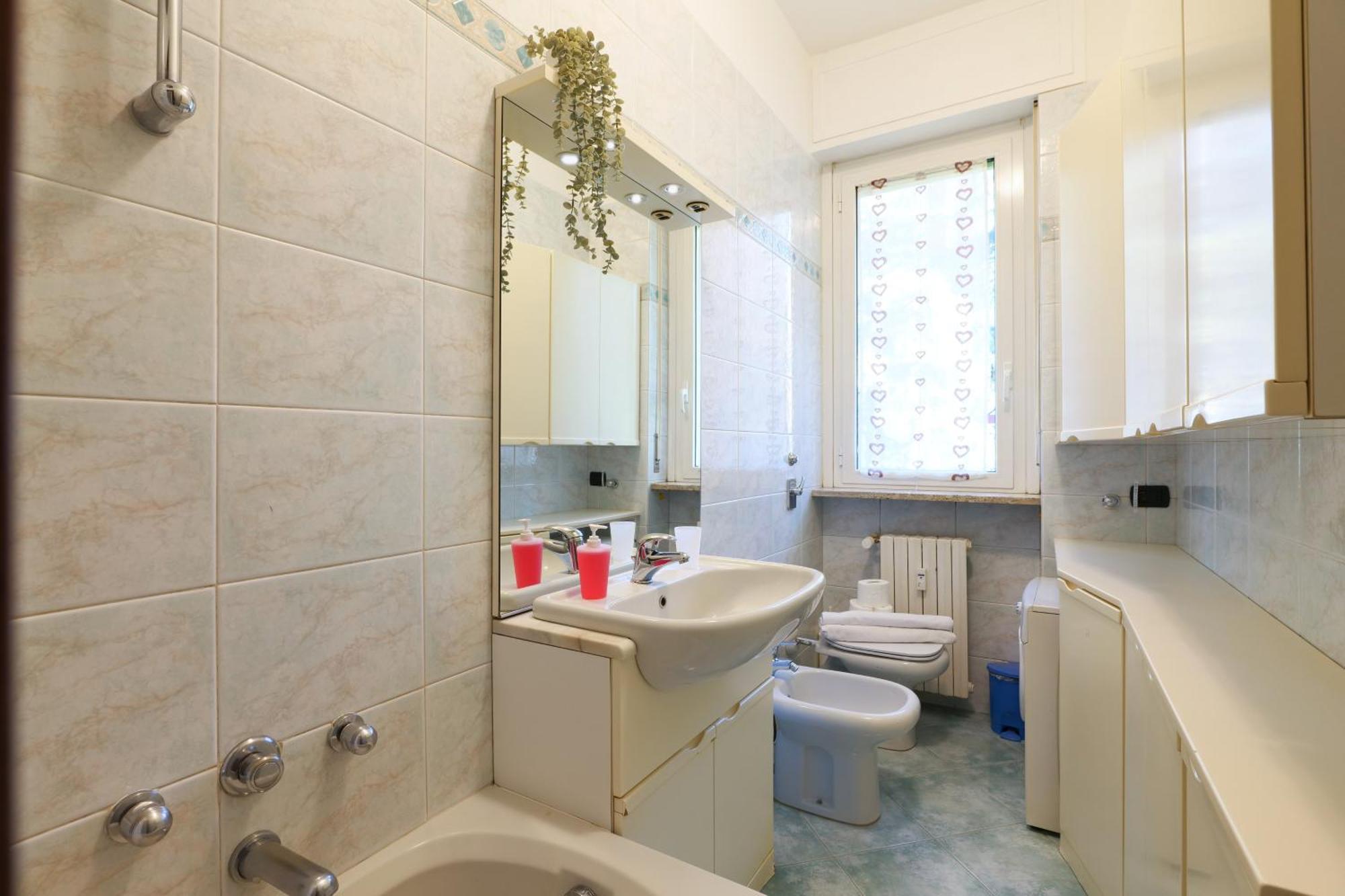 Primopiano - Venezuela Apartment Milan Bagian luar foto