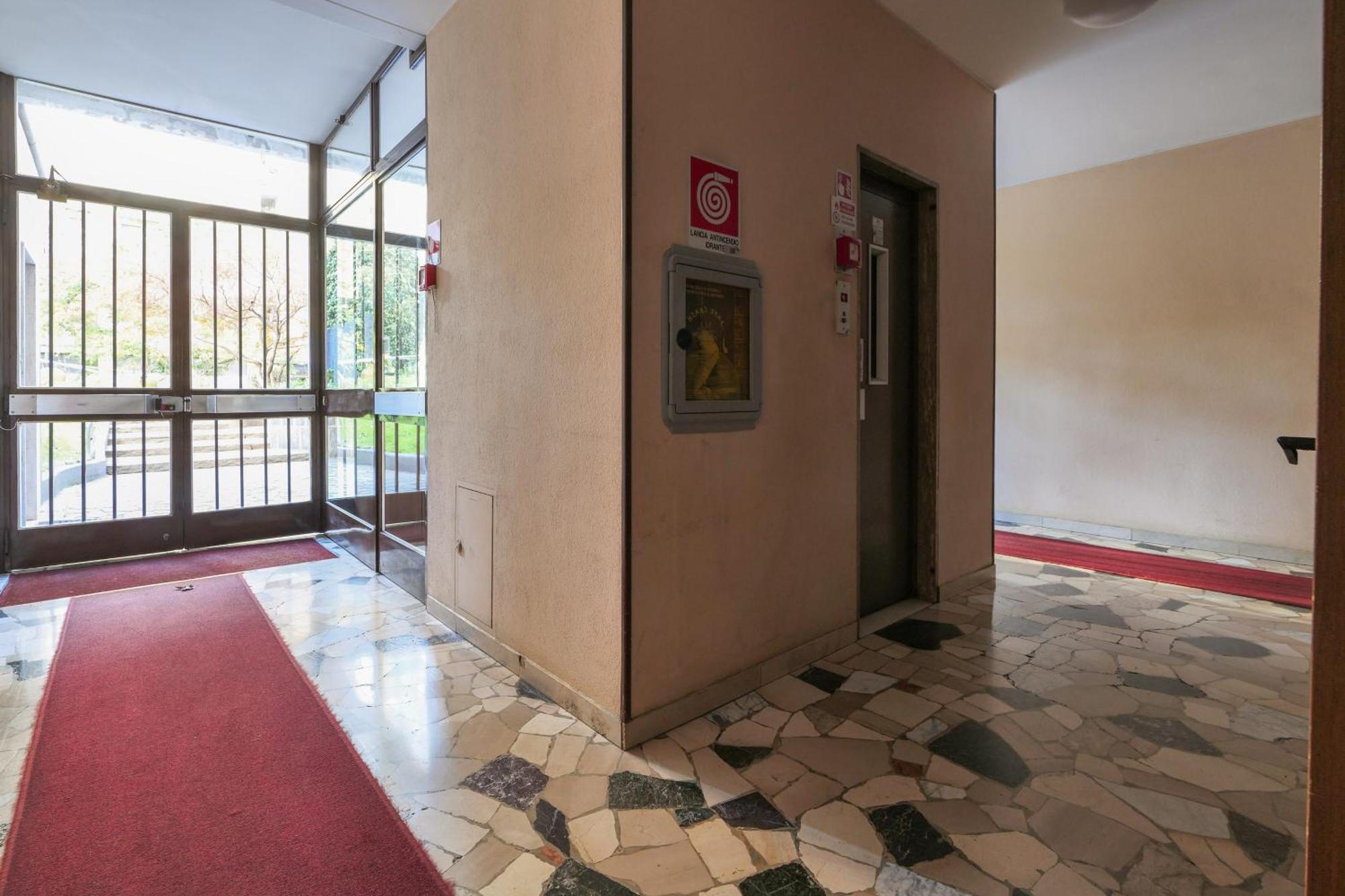 Primopiano - Venezuela Apartment Milan Bagian luar foto