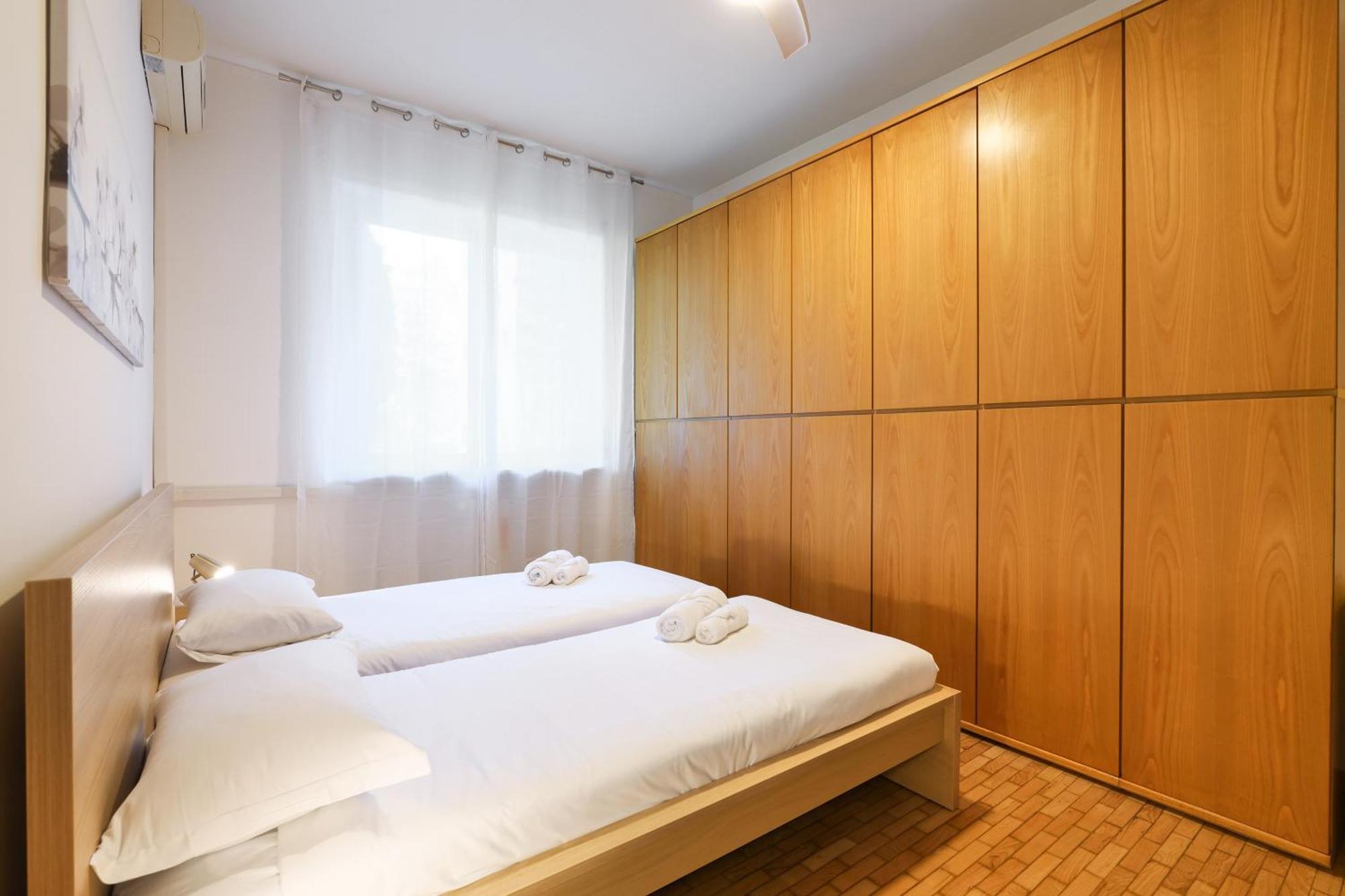 Primopiano - Venezuela Apartment Milan Bagian luar foto